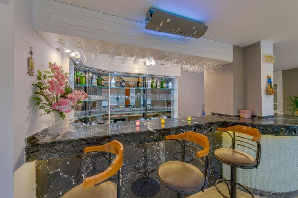 קוסדסי The View City Hotel מראה חיצוני תמונה